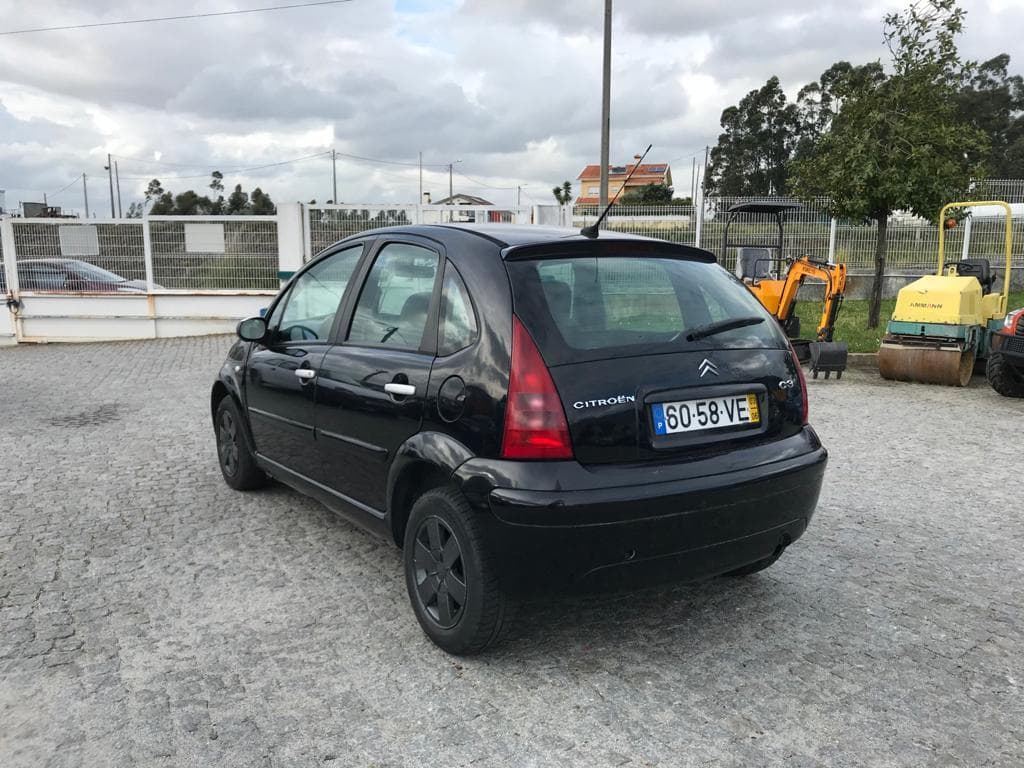 Citroën C3 1.4 HDI · Ano 2003 — imagem 6