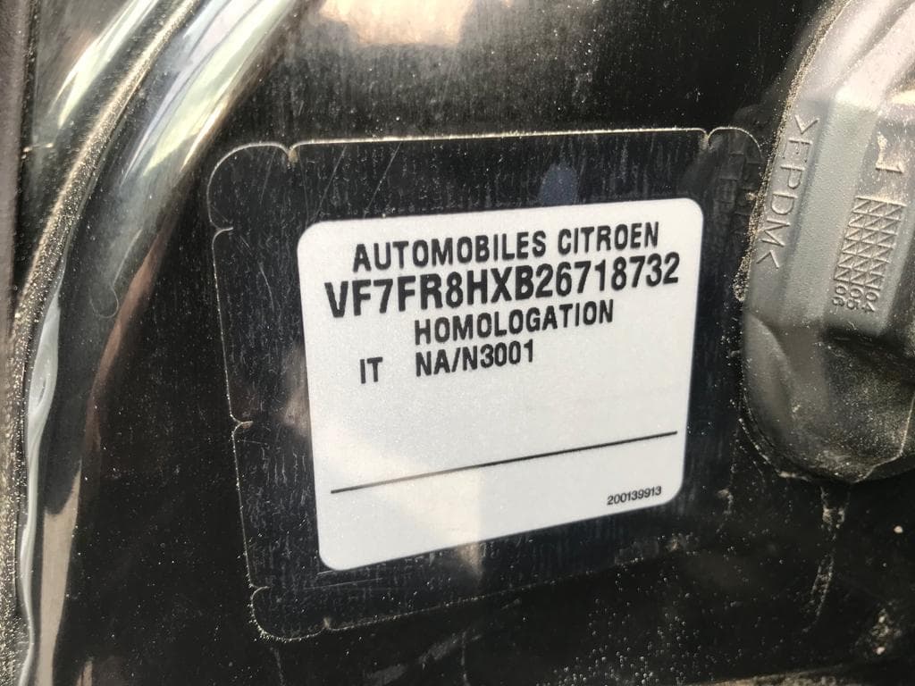 Citroën C3 1.4 HDI · Ano 2003 — imagem 10