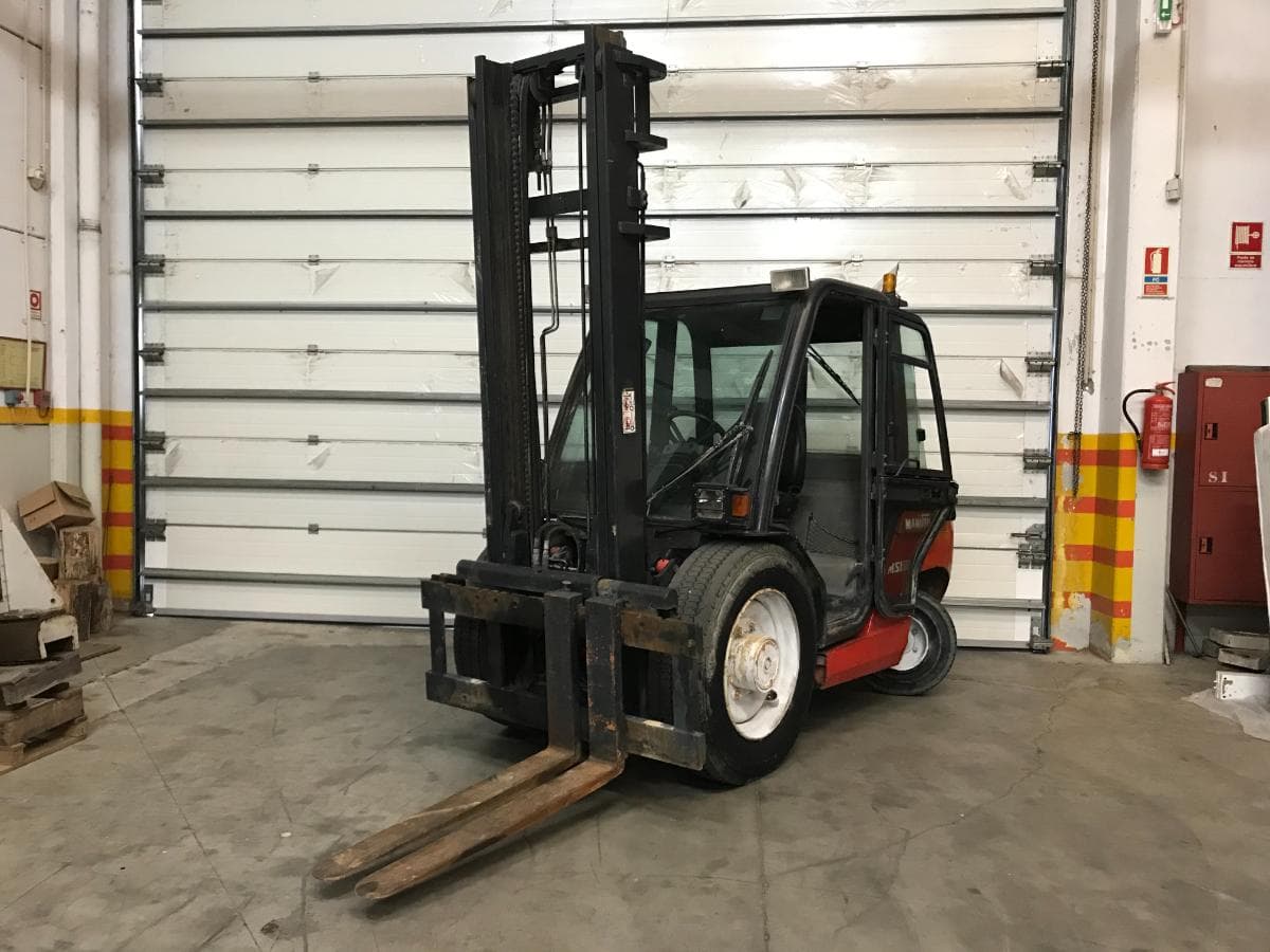 Empilhador Manitou · Diesel — imagem 1