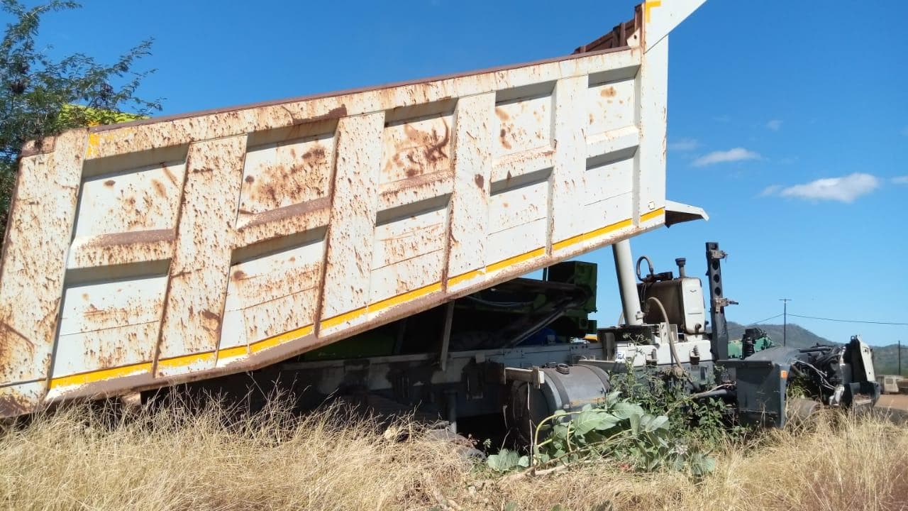 Dump Truck · — imagem 4