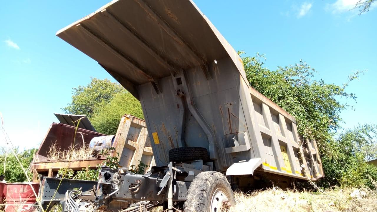Dump Truck ·