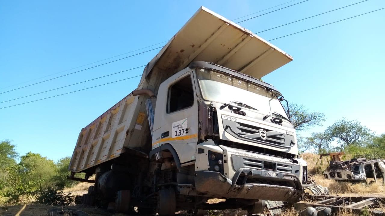 Dump Truck · — imagen 1