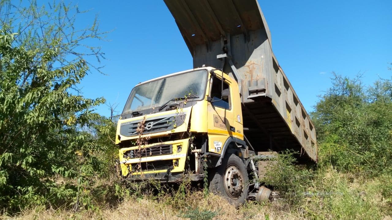 Camião Volvo · — imagem 1