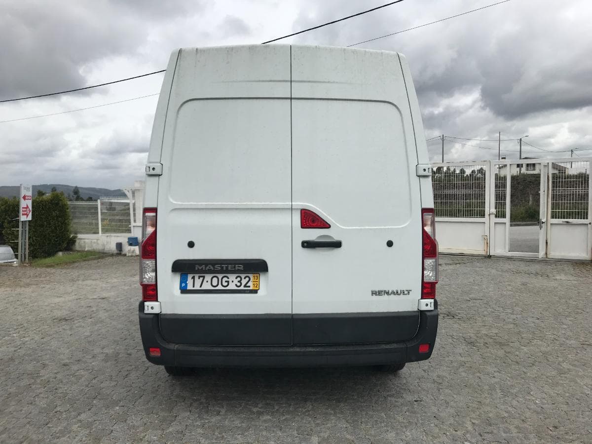 Renault Clio 1.5 DCI + Renault Master 2.3 DCI + Fiat Punto — image 14
