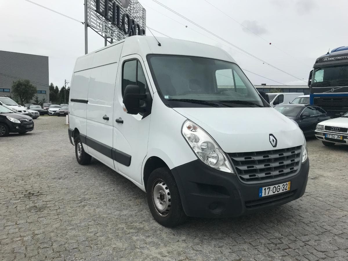 Renault Clio 1.5 DCI + Renault Master 2.3 DCI + Fiat Punto — image 2