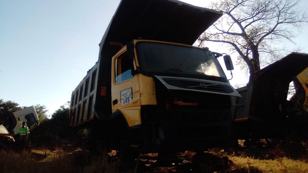 Camion-benne · — image 1