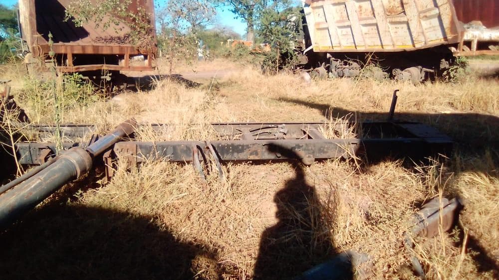 Carroçeria + Cabine + Cabine + Cabine + Cabine + Cabine + Gambiarra + Gambiarra + Cabine · — imagen 12