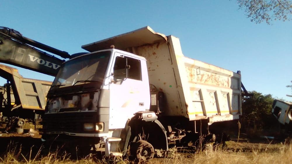 Dump Truck · — imagem 1