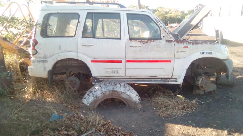Mahindra · — imagen 3