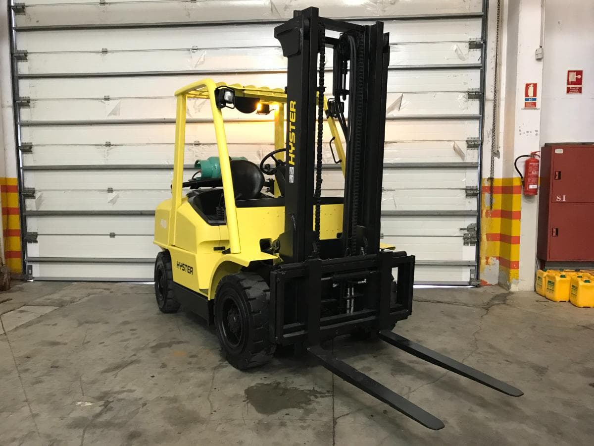 Empilhador Hyster 4.0 Toneladas · Gás — imagen 1