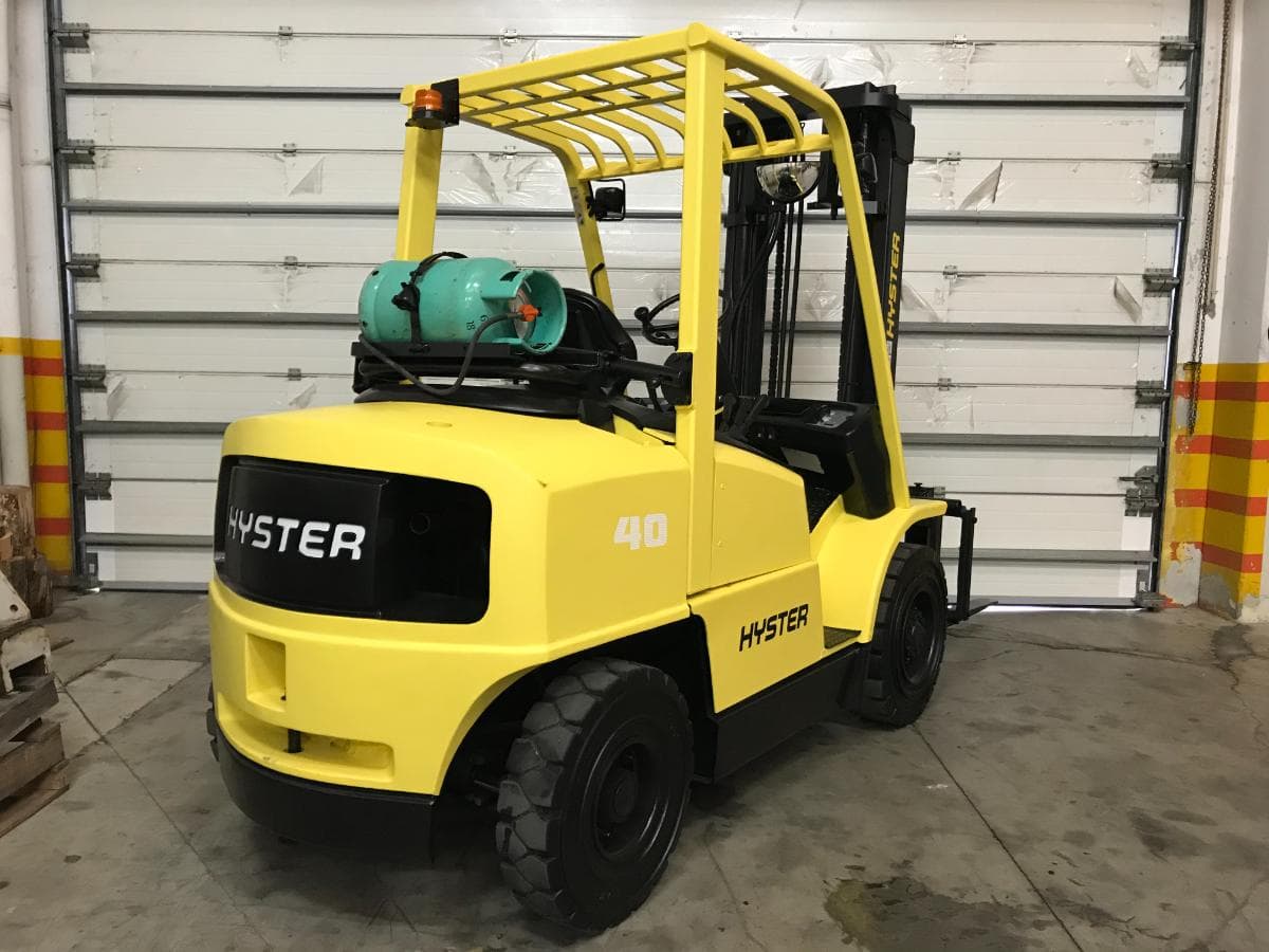 Empilhador Hyster 4.0 Toneladas · Gás — imagen 4