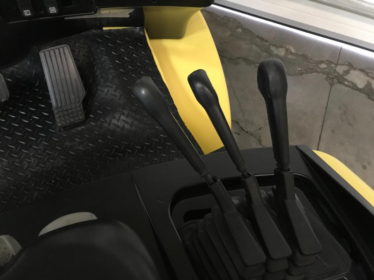Empilhador Hyster 4.0 Toneladas · Gás — imagen 8