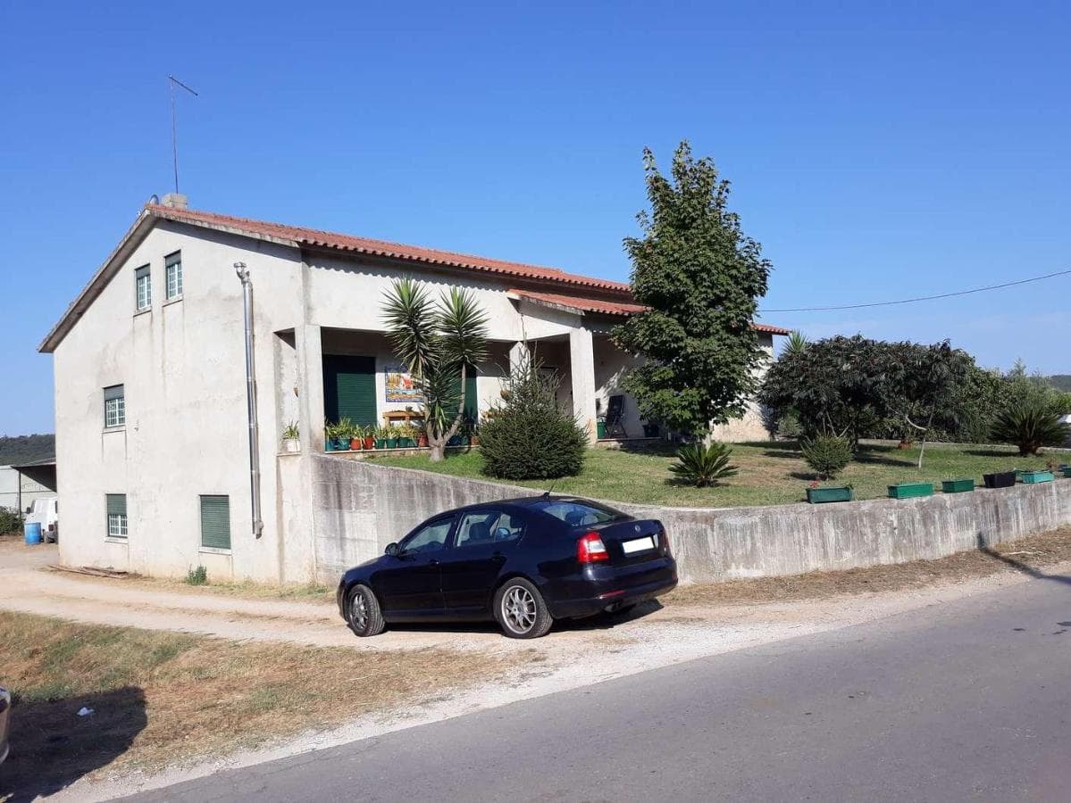 1/2 de Moradia V3 · Alvaiázere, Leiria — imagen 2