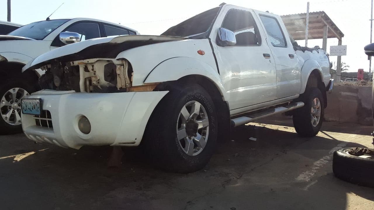 Nissan Hardbody · — imagen 1