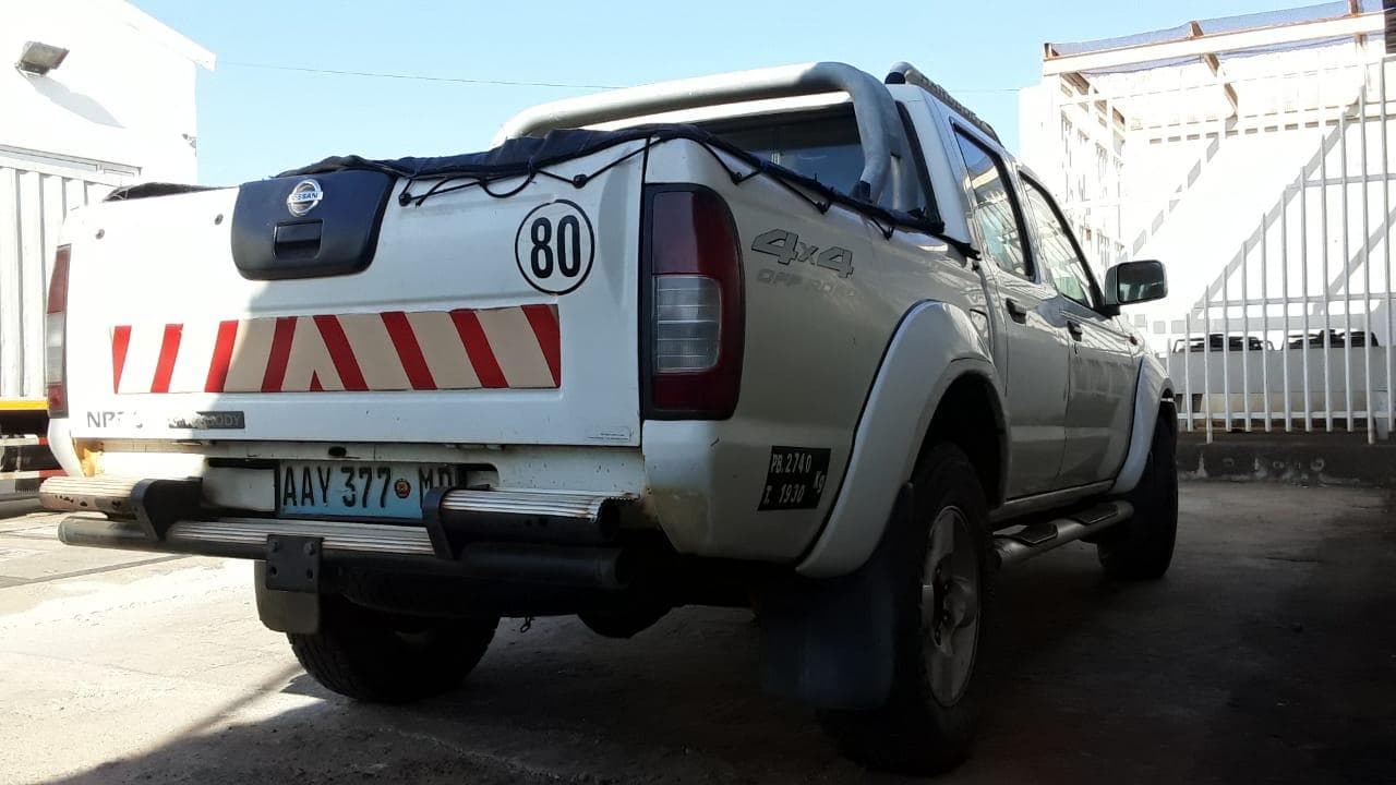 Nissan Hardbody · — imagem 3