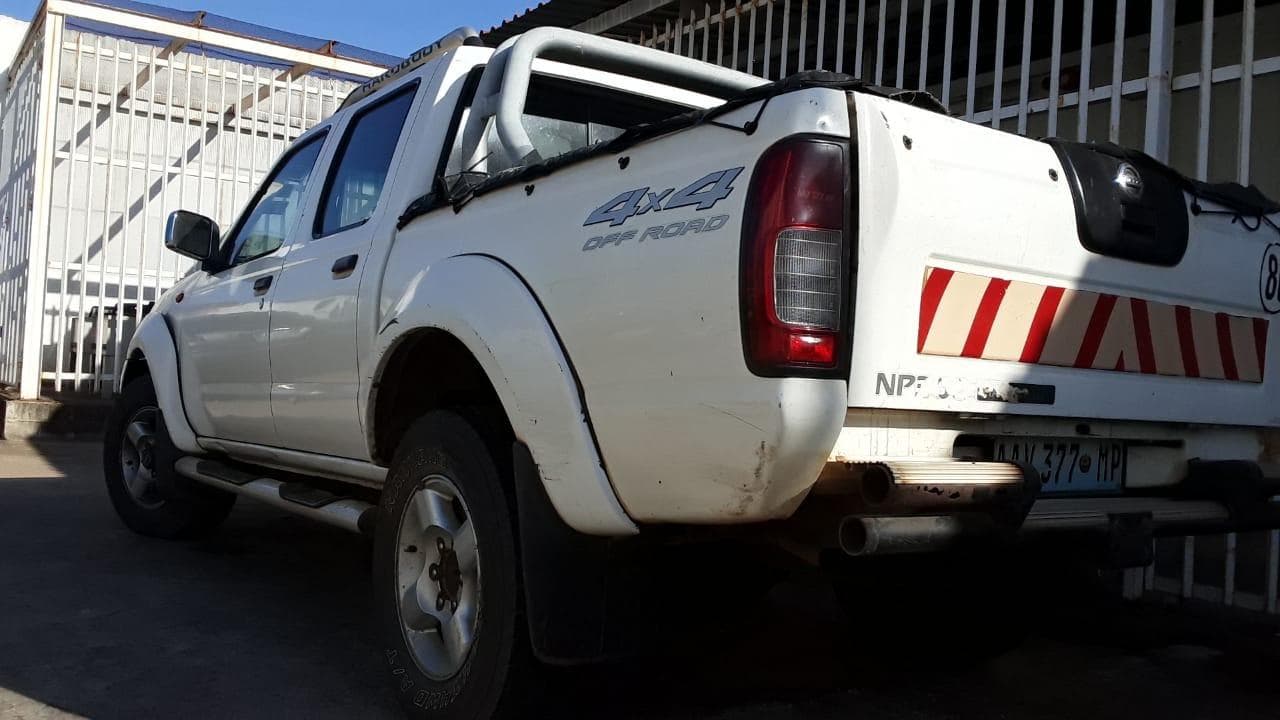 Nissan Hardbody · — imagem 10