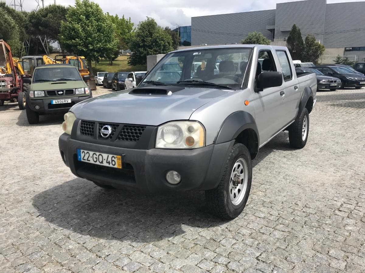 Nissan Pick Up 2.5 DCI · Ano 2008 — imagem 3