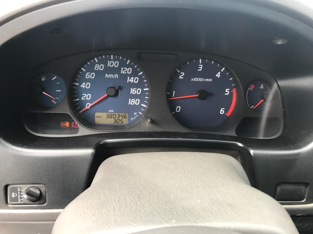 Nissan Pick Up 2.5 DCI · Ano 2008 — imagem 18