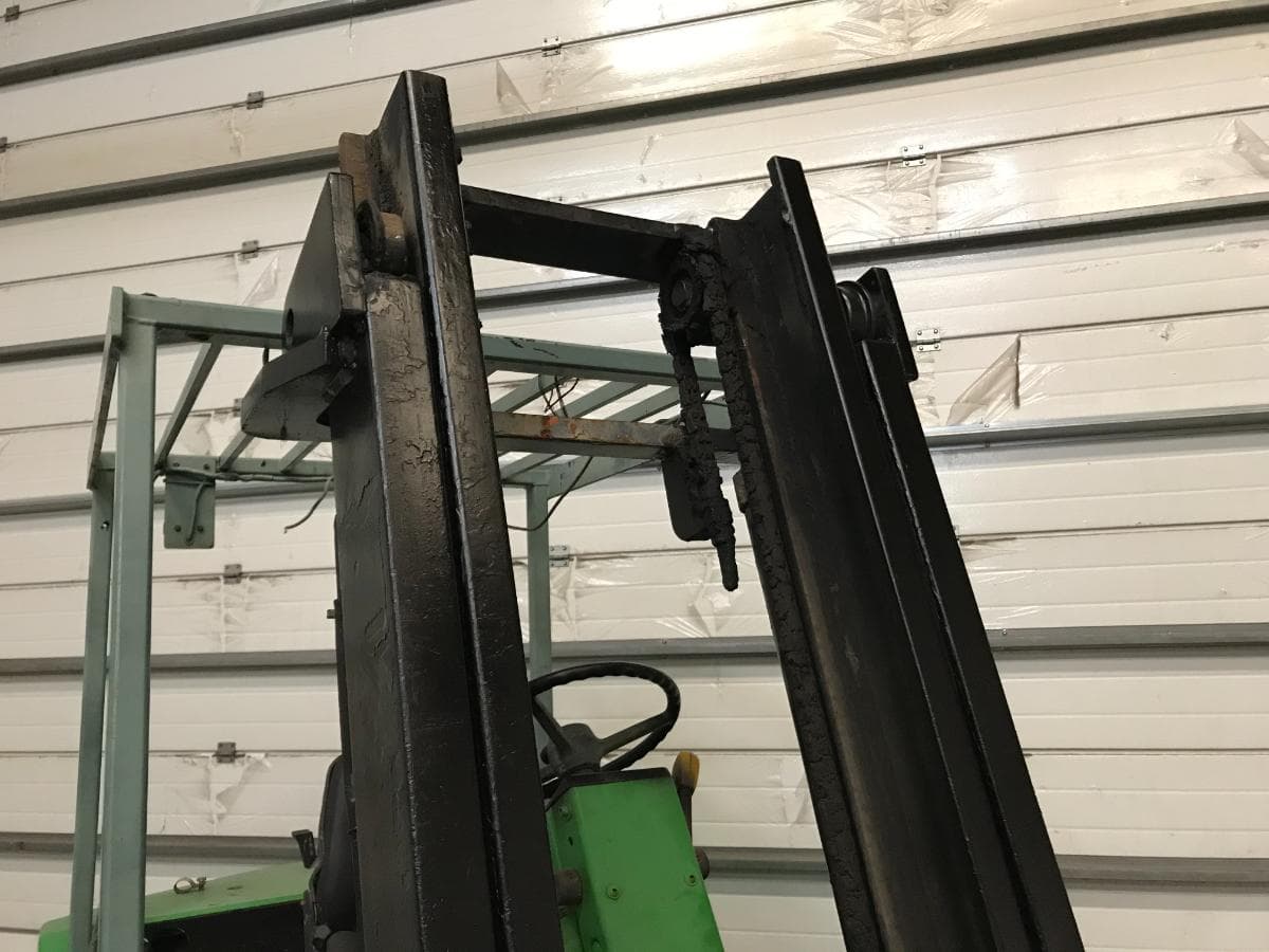 Empilhador Clark 2500 KG — imagen 5