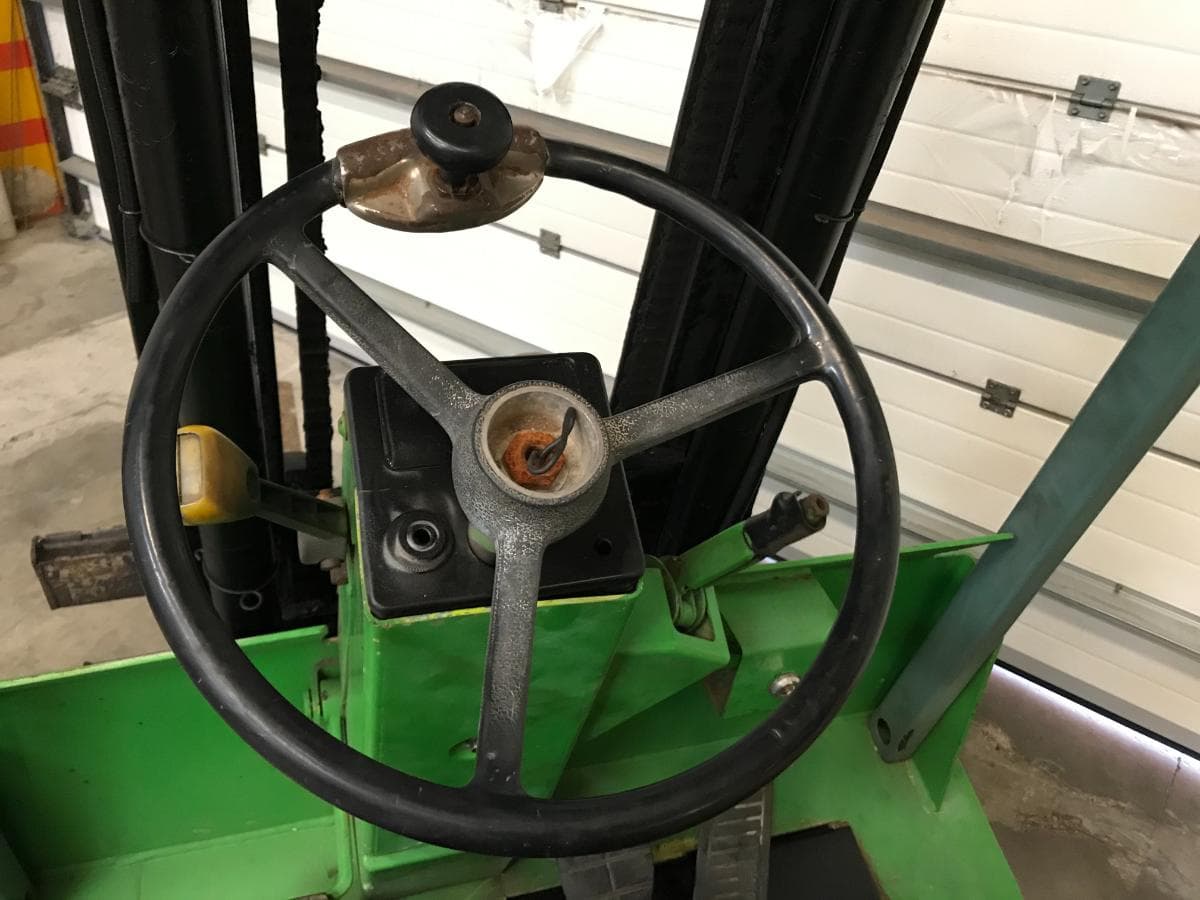 Empilhador Clark 2500 KG — imagen 8