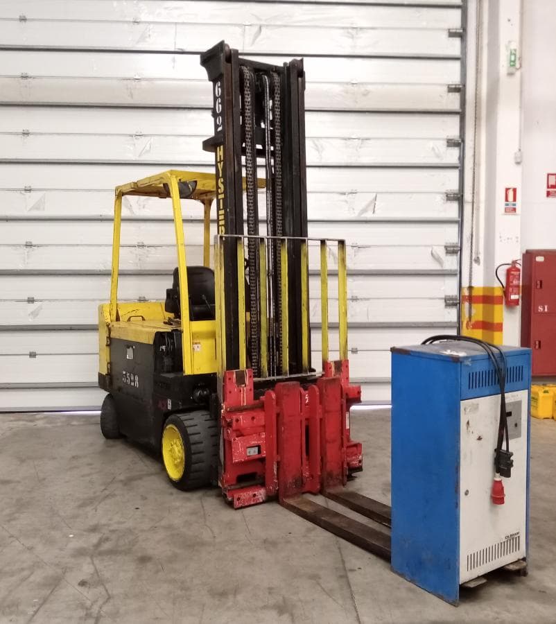 Empilhador Hyster E5.50 XL · Ano 2006 — imagem 3