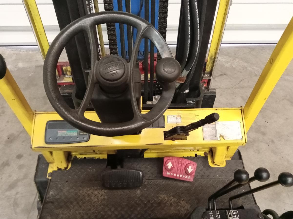 Empilhador Hyster E5.50 XL · Ano 2006 — imagem 9