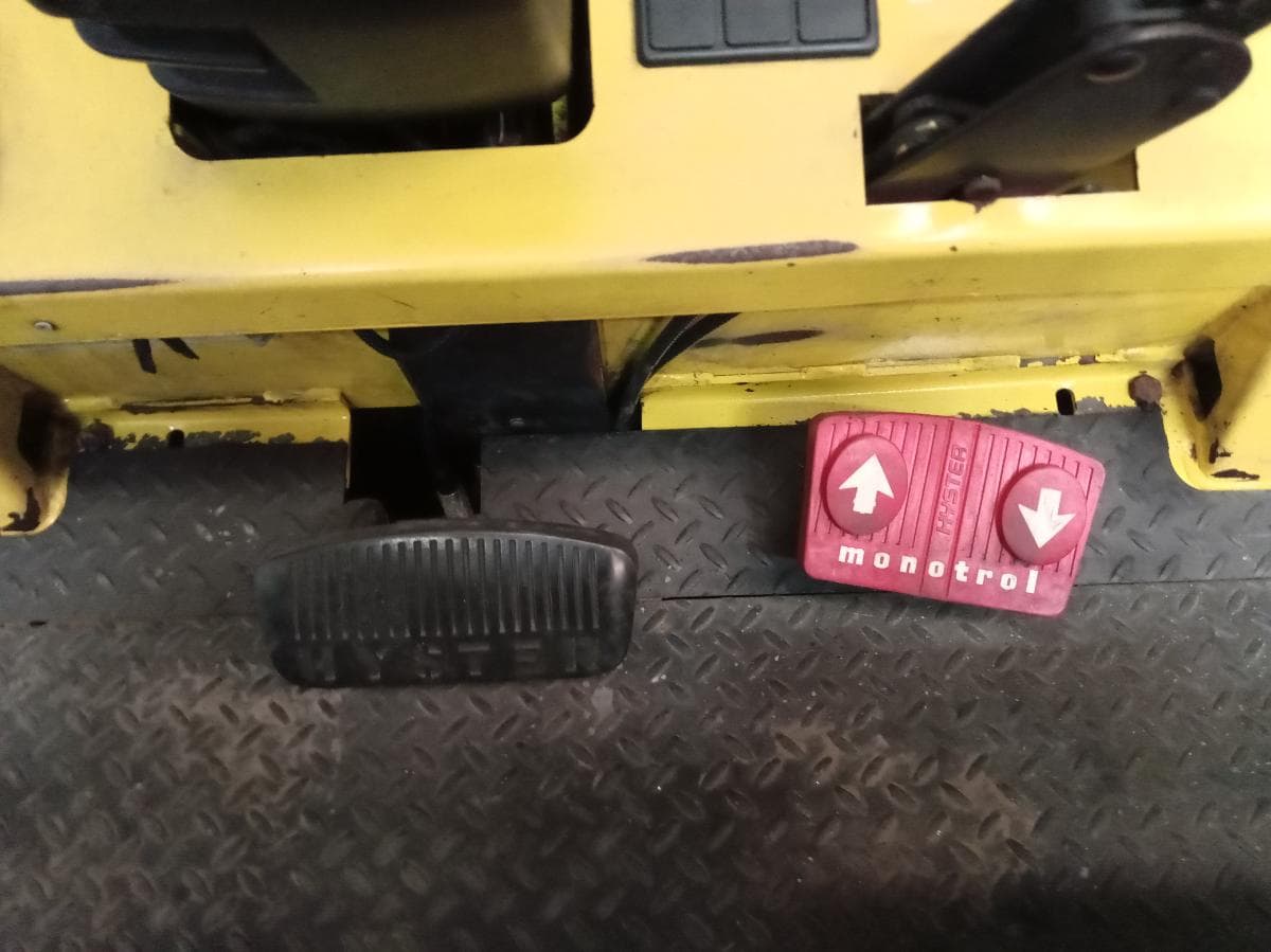 Empilhador Hyster E5.50 XL · Ano 2006 — imagem 14