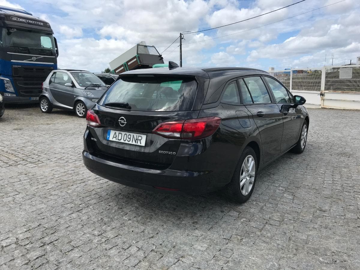 Opel Astra 1.6 CDTI · Ano 2017 — imagen 4