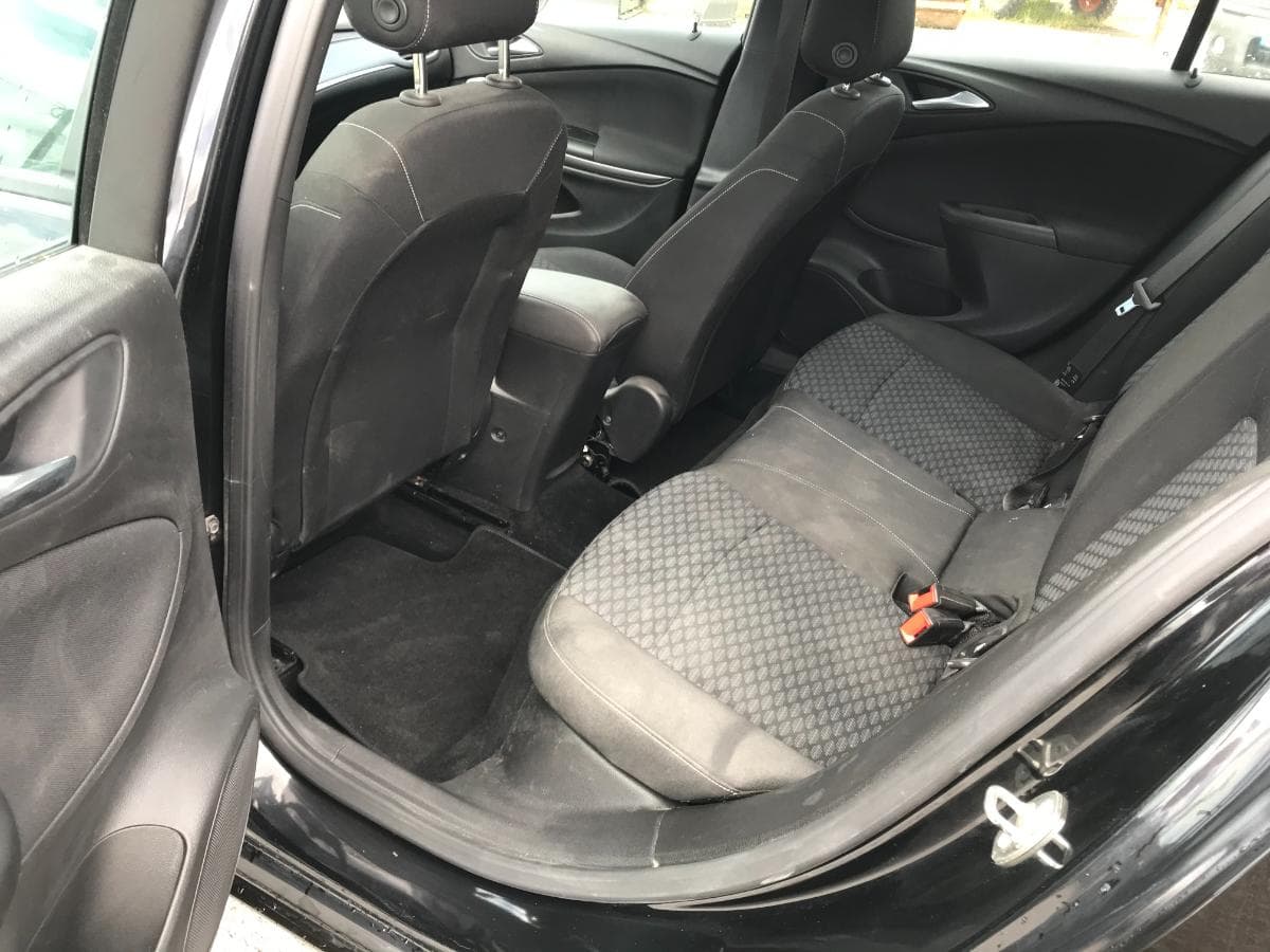Opel Astra 1.6 CDTI · Ano 2017 — imagen 14