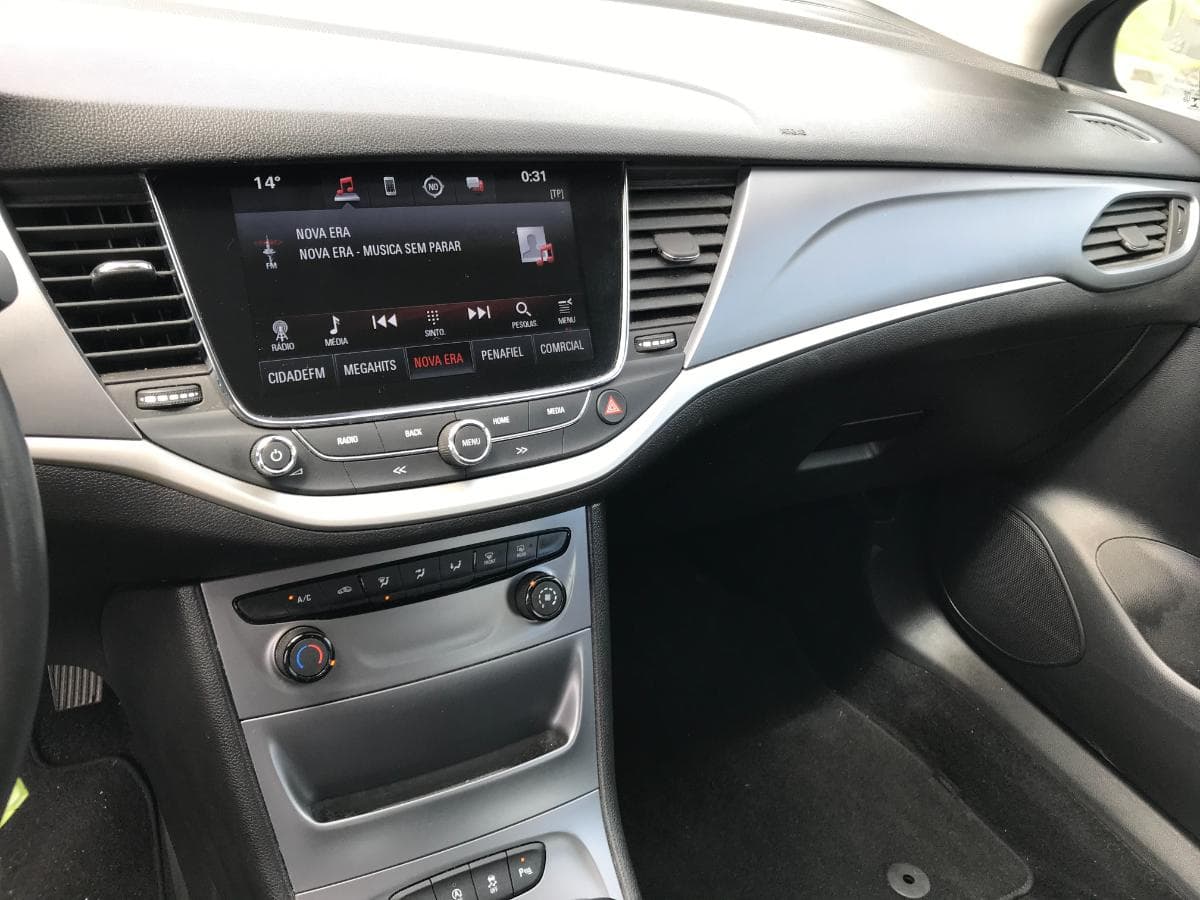 Opel Astra 1.6 CDTI · Ano 2017 — imagen 18