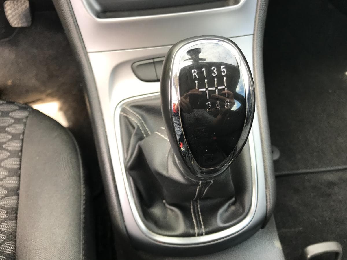 Opel Astra 1.6 CDTI · Ano 2017 — imagen 19