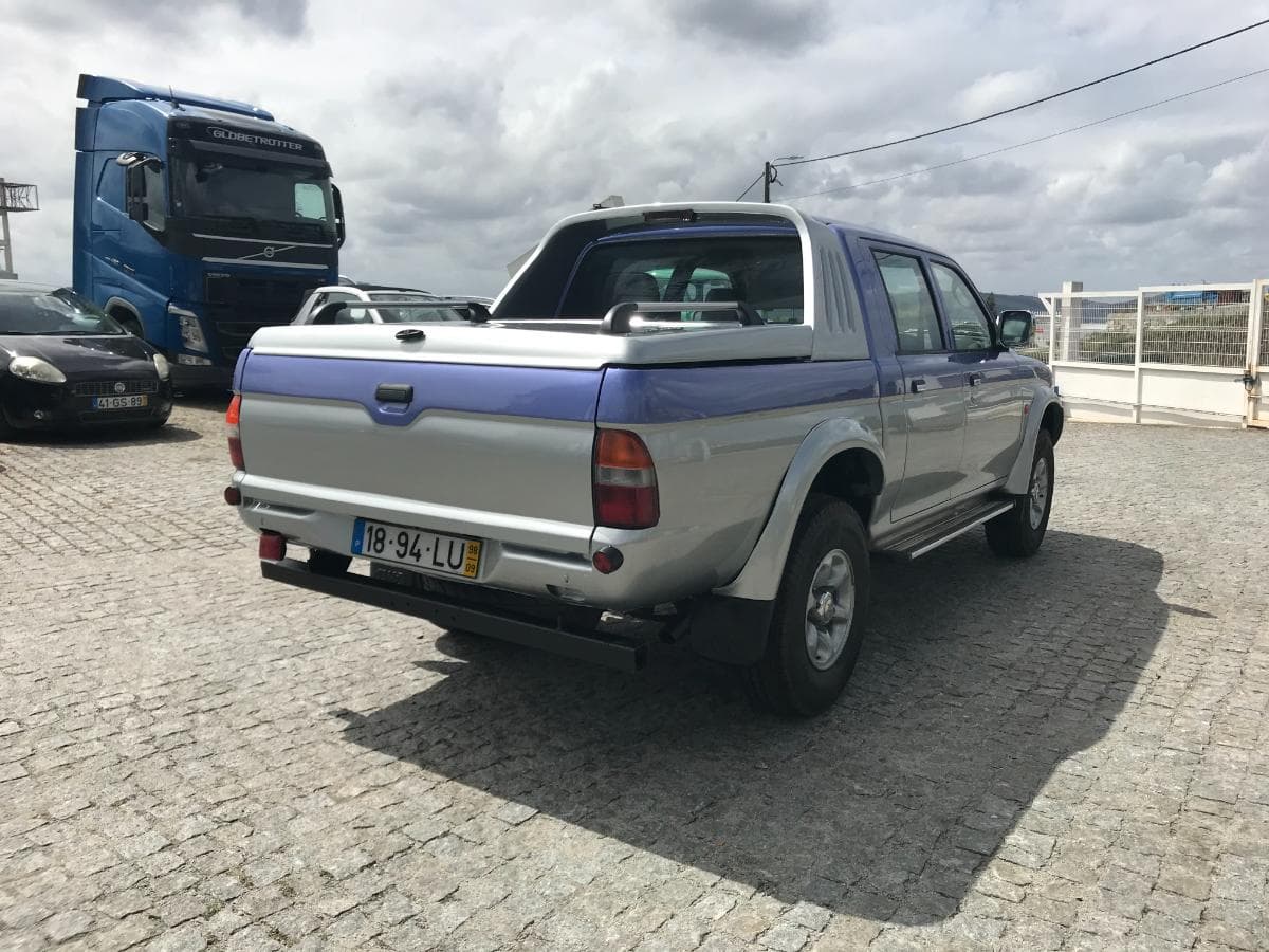 Mitsubishi L200 2.5 TD · Ano 1998 — imagen 4