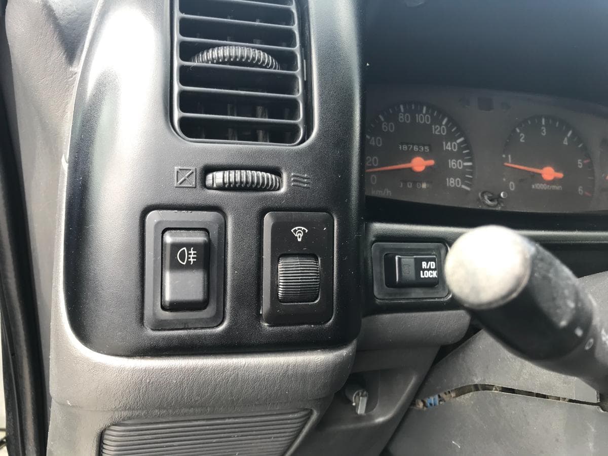 Mitsubishi L200 2.5 TD · Ano 1998 — imagen 17