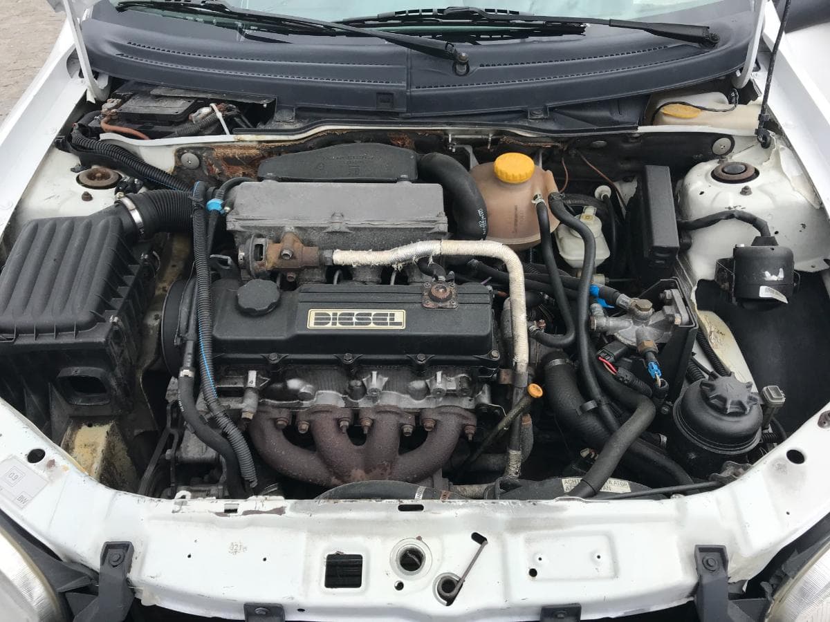 Opel Corsa · Ano 1998 — imagen 9