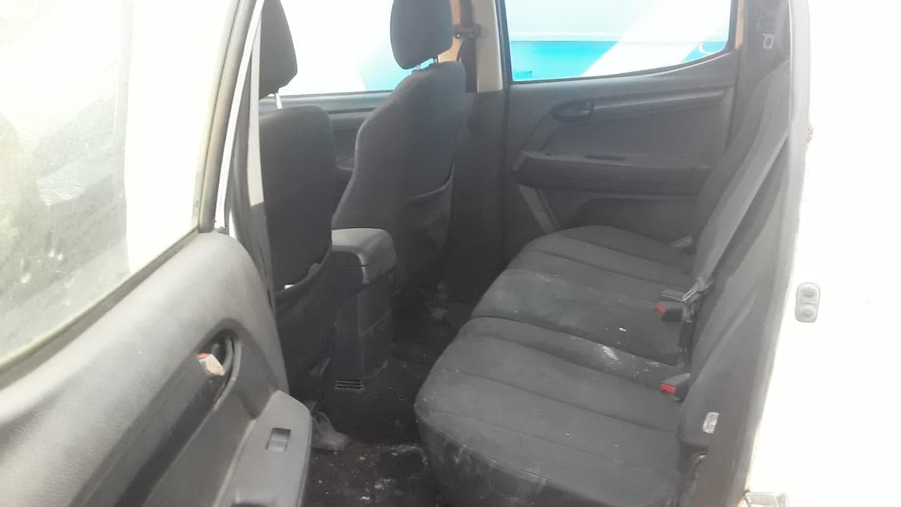 Isuzu KB 250 · — imagem 4
