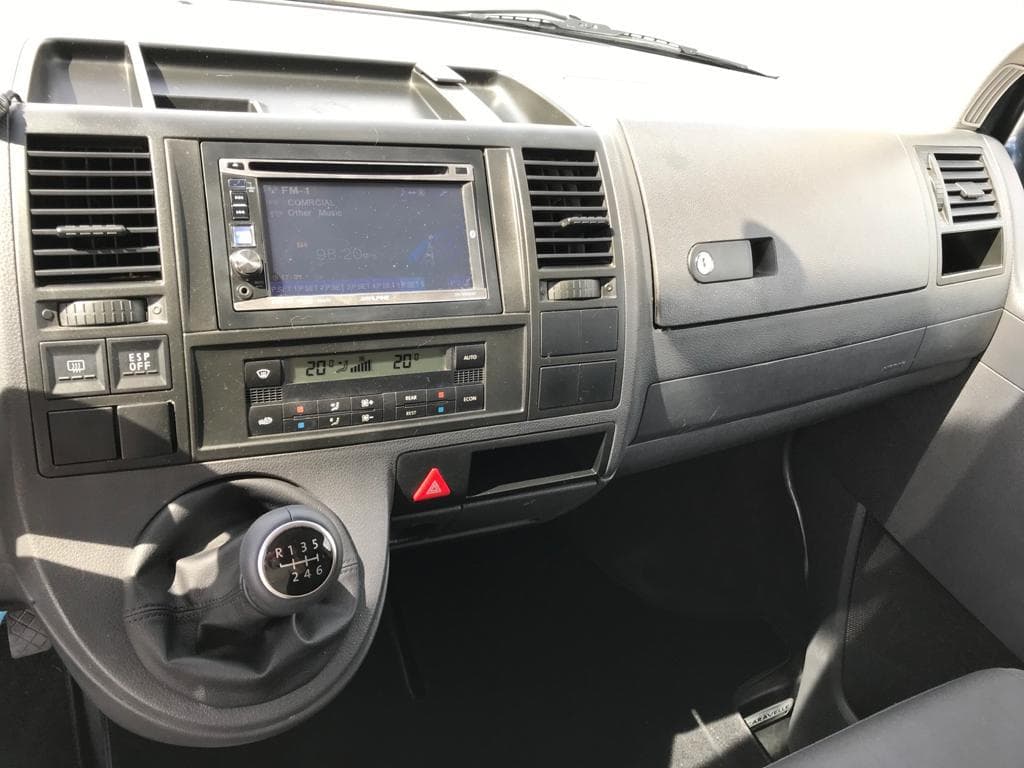 Volkswagen Caravelle 2.5 TDI · Ano 2006 — imagem 16