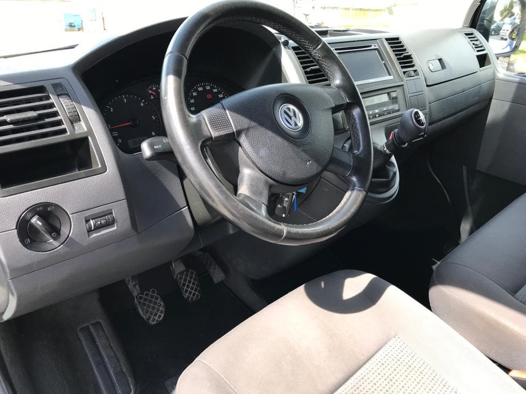 Volkswagen Caravelle 2.5 TDI · Ano 2006 — imagem 22