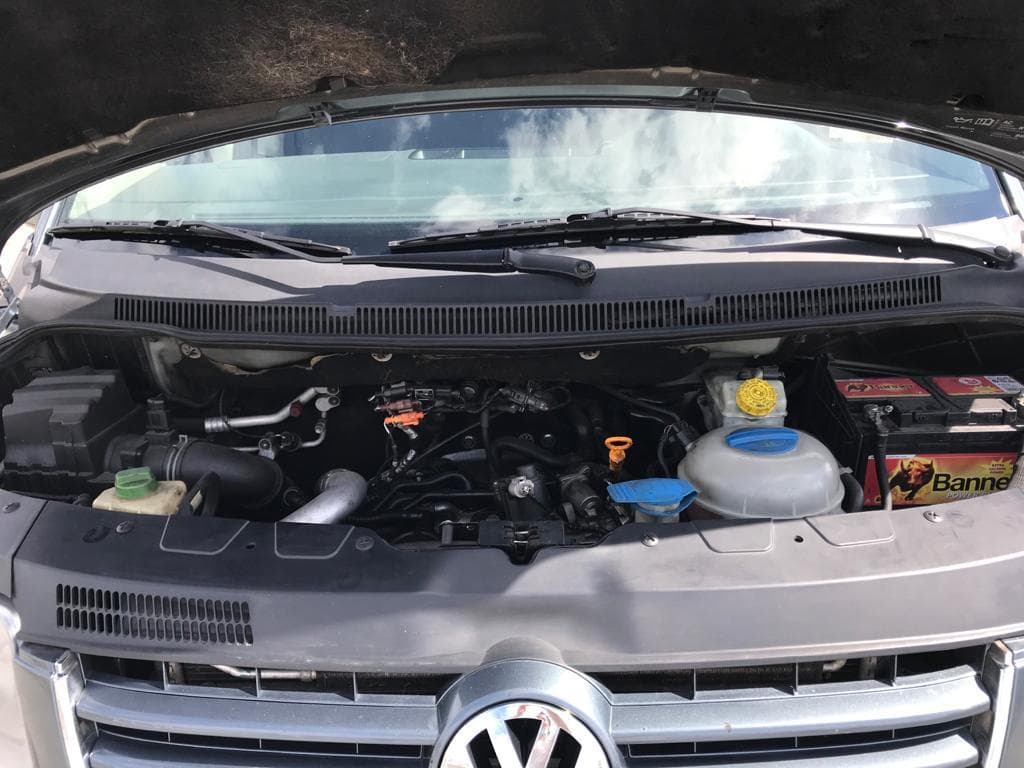 Volkswagen Caravelle 2.5 TDI · Ano 2006 — imagem 9