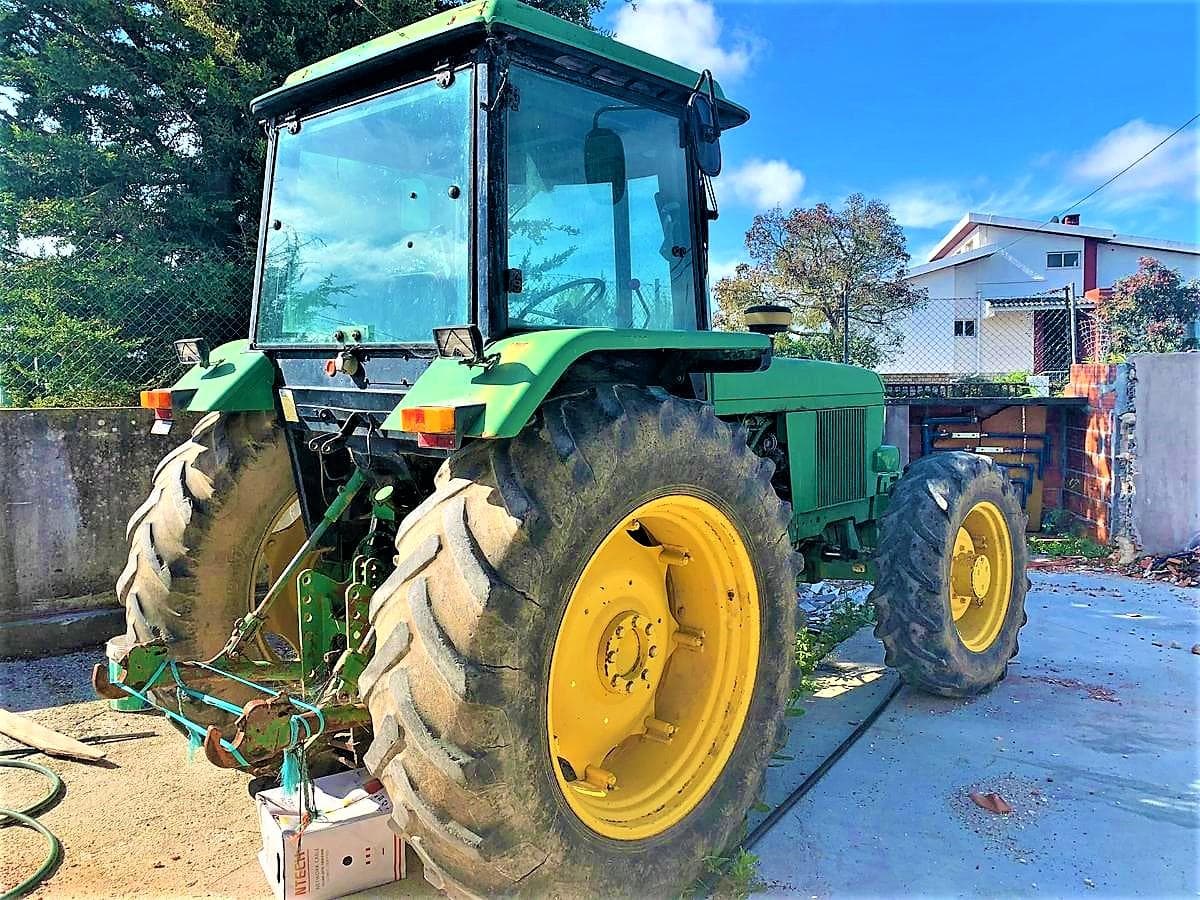 Trator John Deere 3140 — imagen 2