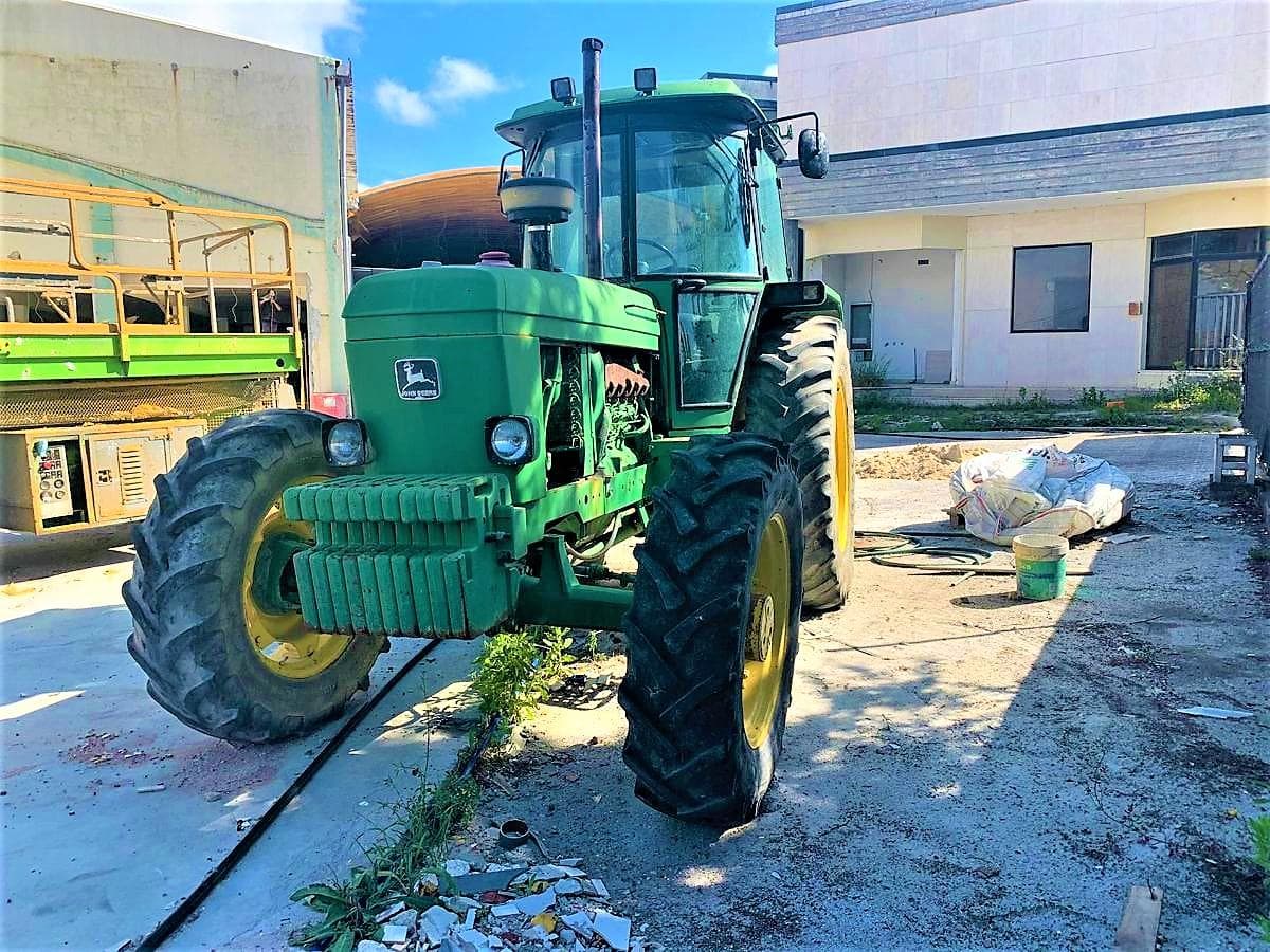 Trator John Deere 3140 — imagen 3