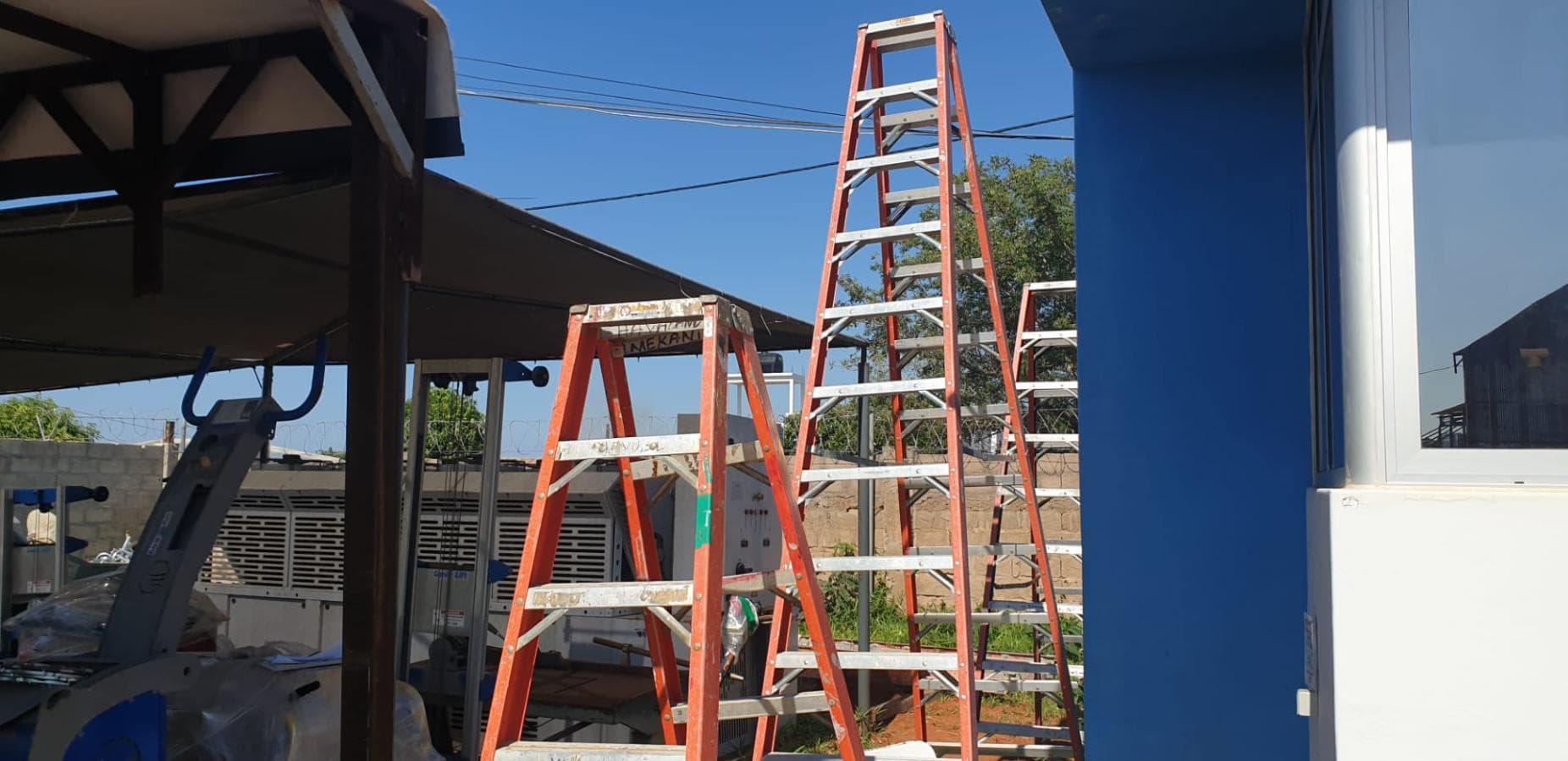 Escadas tipo A -  7 degraus ·
