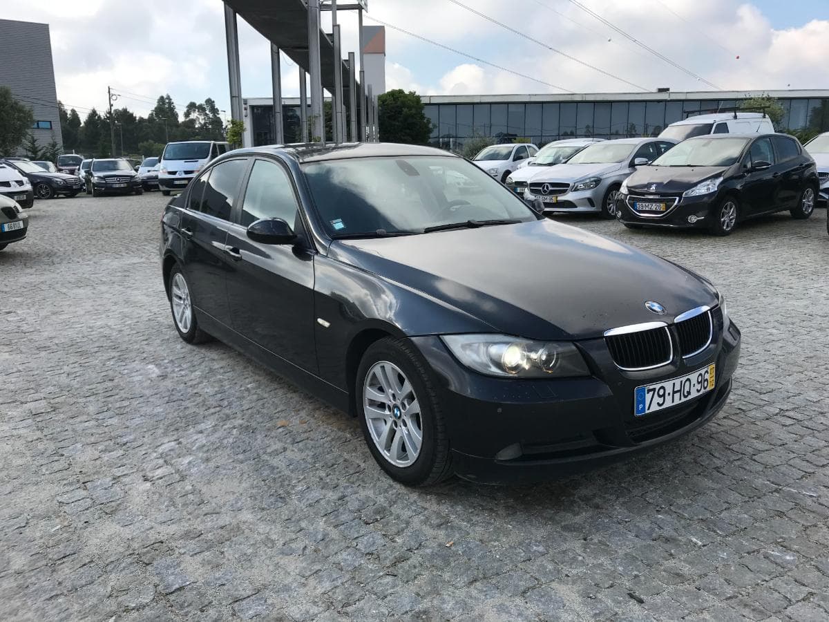 BMW 320D · Ano 2007 — imagem 1