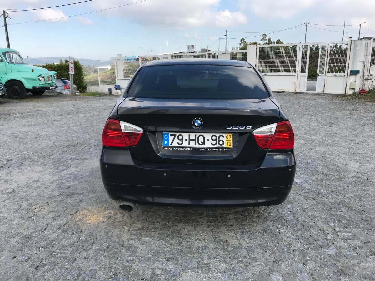 BMW 320D · Ano 2007 — imagem 5