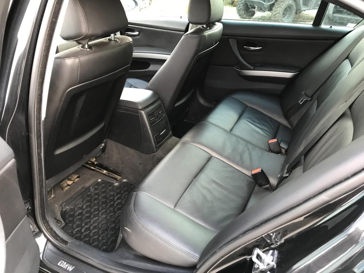 BMW 320D · Ano 2007 — imagem 14