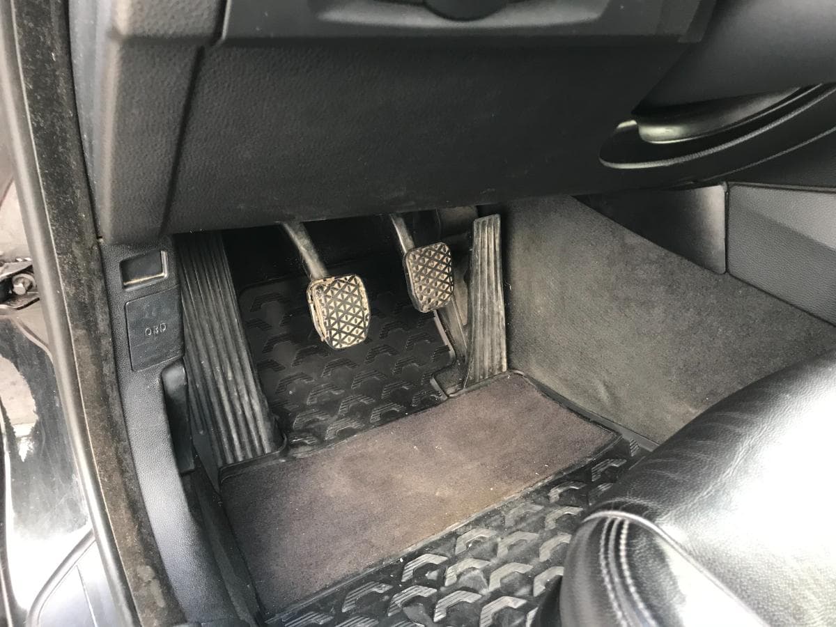 BMW 320D · Ano 2007 — imagem 15