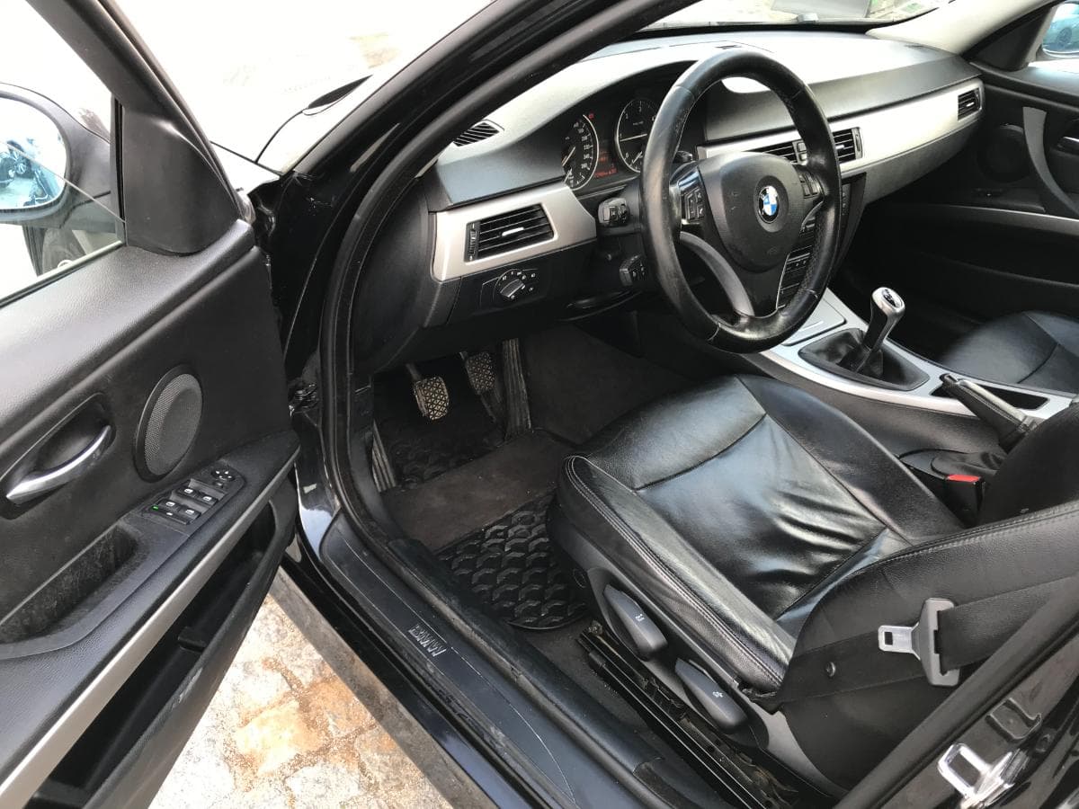 BMW 320D · Ano 2007 — imagem 13