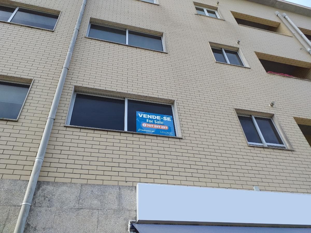 Apartamento T1 + Lugar de Garagem + Arrumos · Matosinhos — imagem 2
