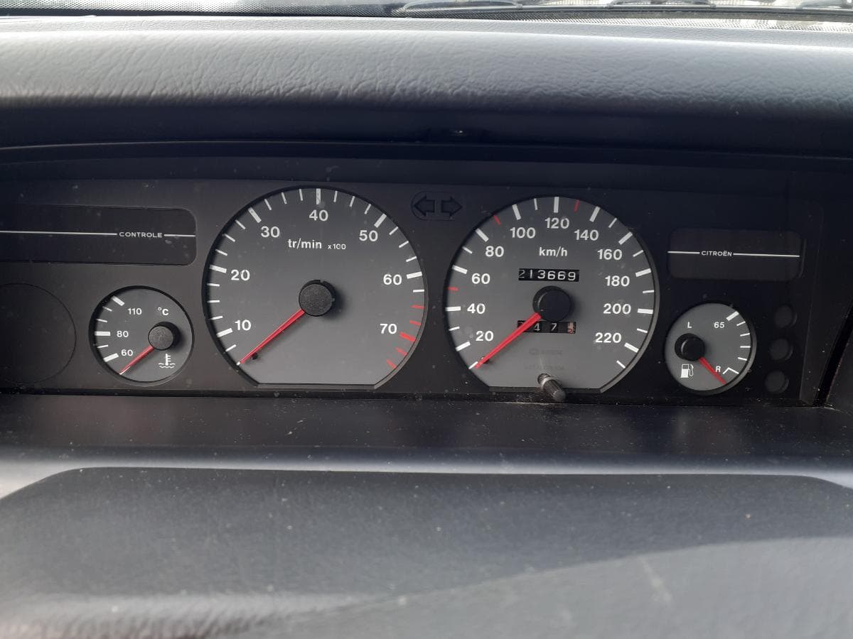 Citroën Xantia 1.6i · Ano 1993 — imagem 17