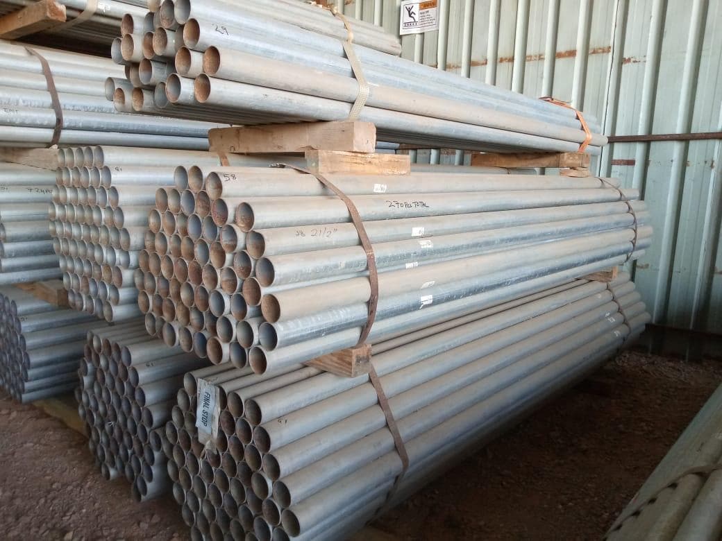 Tubos de conduta 2-1/2 EMT- 63MM ·