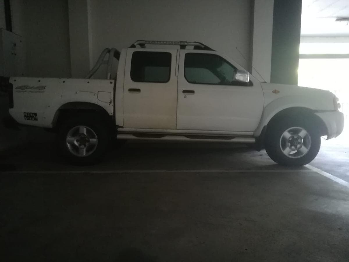 Nissan Hardbody · — imagem 2